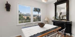 Fully Furnished: 3 bed/ 2 Bath Mid-Century Home w/views of Griffith Observatory in the Hollywood Hills! Gallery 4
