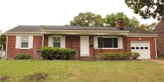 330 Kingsman Drive Gallery 1