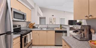 Miramar Lakes Apartments Gallery 12