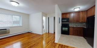 40 Roseland Avenue Gallery 21