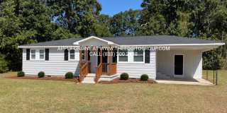 Cozy Country Living in Cordova Gallery 1