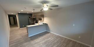 Plaza 93 West Apartments Gallery 24