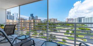 17801 N Bay Rd Gallery 13