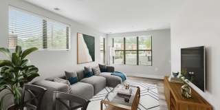 Del Ray Central Gallery 16