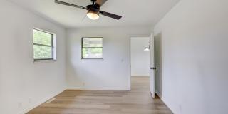 729 W 31st Terrace Gallery 16