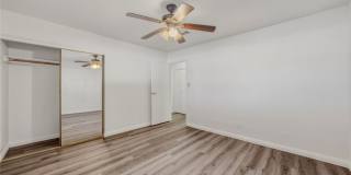 6760 W Oakey Boulevard Gallery 32