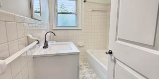 1709 Washington Boulevard Gallery 4