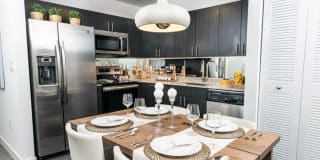 Sophia Square Gallery 3