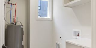 Salemtown Townhome Near Downtown | Screened Patio, Fenced Yard & 2 Parking Spaces Gallery 33