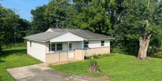 Three Bedroom Home Within Walking Distance to Alabama A&M Gallery 3