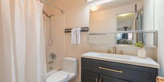 700 S Monarch Street unit: 207 Gallery 9