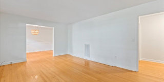 251 Bennett Street Gallery 7