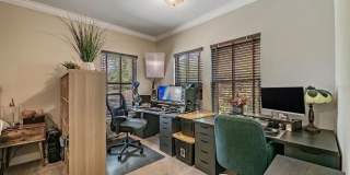 3007 W PALMIRA Avenue Gallery 24