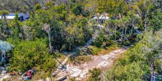 ALL THE CHARM! - Siesta Key 1+ acre on the Bay - 3 bed/ 2 bath pool home Gallery 52