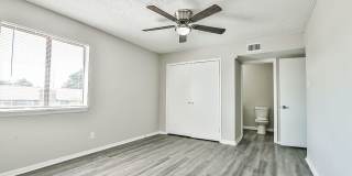 Westlake Apartments Gallery 44