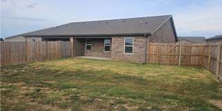 Nice Newer Duplexes Near XNA and Bentonville Gallery 26