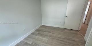 2555 NE 193rd St Gallery 11