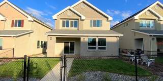 Lovely Home in New Community 10 min North of Redding! Gallery 3