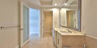 848 Brickell Key Drive Gallery 13
