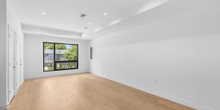 2534 ELVANS Road SE Gallery 17