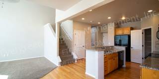 Rigden Farm Townhome in great location! Gallery 13