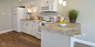 Sherwood Terrace Gallery 9