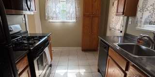3 Bedroom Home in South Park! 3 Bedroom Home in South Park! Gallery 5