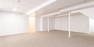 22733 COACHLIGHT Circle Gallery 31