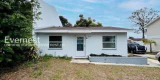 2070 Loma Linda Way North Gallery 1