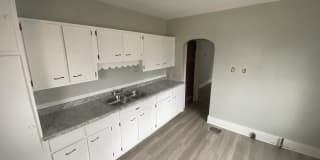 28 Missouri Avenue Gallery 1