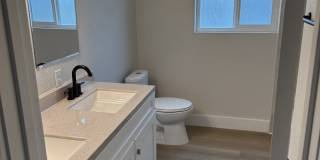 442 Smith Avenue Gallery 18