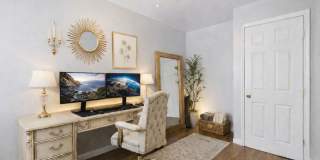 Bright 2 bed 1.5 bath available 6/13 with private patio Gallery 6