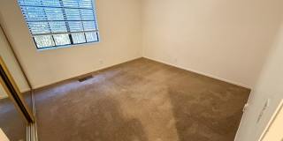 Spacious 2 Bed / 2 Bath Condo in Prime UTC/La Jolla Location! Gallery 20