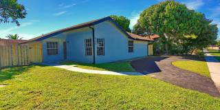 8120 SW 4th Court Gallery 1