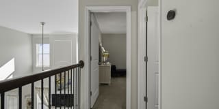 225 Urbano Lane Gallery 24