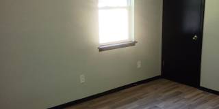 492 Delta Road Gallery 11
