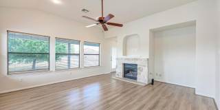 Large home in Pflugerville!  3 car garage - Highland Park Neighborhood Gallery 22