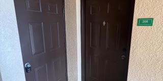 301 SW Palm Drive Gallery 2