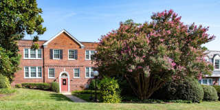 Colonial Village Apartments Gallery 34