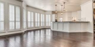 Spacious Home + East Edmond + 4 bedrooms Gallery 5