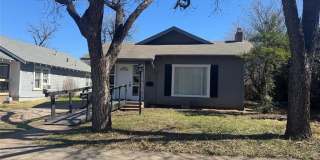 725 Peach Street Gallery 1