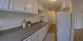 3D Tour Available - Centrally located 1 bedroom unit in 4 plex with Washer and Dryer on site! Available August 5th! Gallery 4