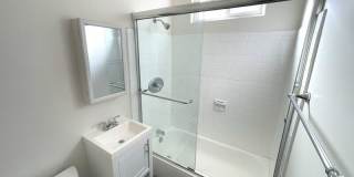 426-430 West 22nd Street Gallery 8