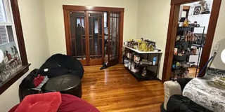 4 Bedroom House Available Next to UC Campus Gallery 5
