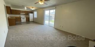 870 E Bergeson St Gallery 3