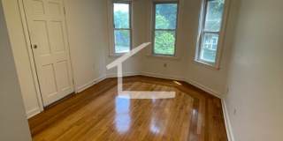 Sunny 3 Bed/ 2 Bath 15 Min Walk to Harvard Gallery 20