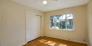336 Tuttle Road Gallery 16