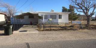 Charming 2 Bedroom Home with Sunroom, Fenced Yard & Storage Shed Gallery 1