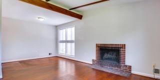 502 N MANSFIELD Street N Gallery 6