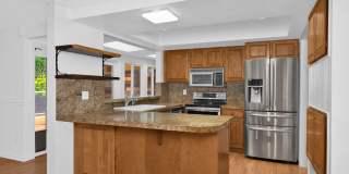 South Rose Hill 4 Bedroom with Entertainment Deck Gallery 10